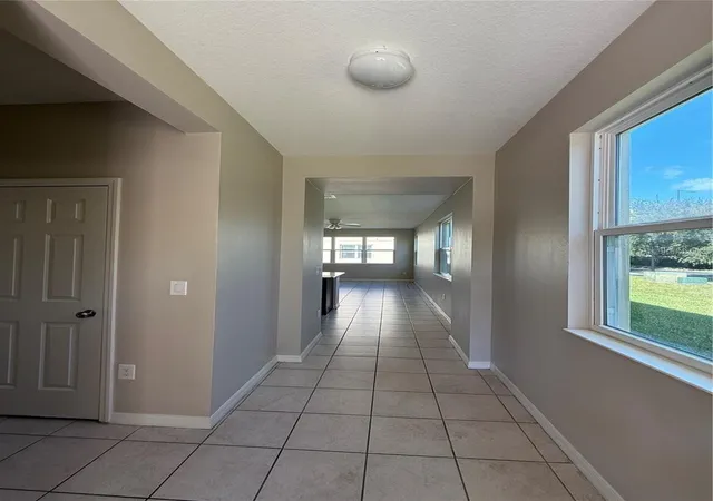 Photo 3 of Townhouse for sale at 3161 Tocoa Cir, Kissimmee, FL 34746 | MLS# O6438963 | Listing updated on 2026-09-11
