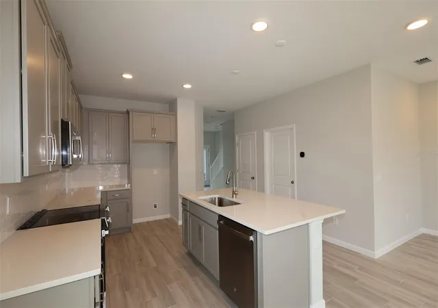 Photo 2 of Sale Pending at 1405 Hyde St, Saint Cloud, FL 34771 | MLS# O6439056 | Listing updated on 2026-09-16