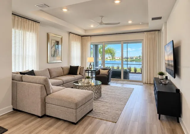 Photo 3 of Single family home for sale at 3165 Alba Cir, Bradenton, FL 34211 | MLS# A4705031 | Listing updated on 2026-09-08