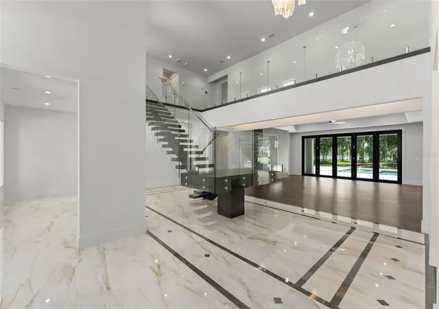 Photo 2 of Mansion for sale at 5373 Isleworth Country Clb Dr, Windermere, FL 34786 | MLS# O6439156 | Listing updated on 2026-09-09
