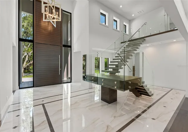 Photo 3 of Mansion for sale at 5373 Isleworth Country Clb Dr, Windermere, FL 34786 | MLS# O6439156 | Listing updated on 2026-09-09