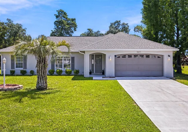 Photo 1 of Single family home for sale at 13677 Sw 40th Avenue Rd, Ocala, FL 34473 | MLS# OM731691 | Listing updated on 2026-10-20
