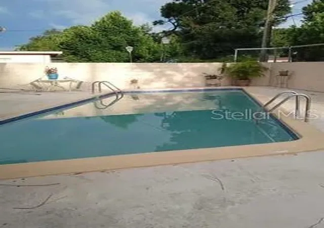 Photo 3 of Sale Pending at 5134 Karl Ln, Orlando, FL 32808 | MLS# O6439227 | Listing updated on 2026-09-16