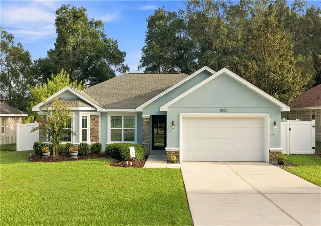 Photo 1 of Sale Pending at 8663 Se 155th Place, Summerfield, FL 34491 | MLS# G5117394 | Listing updated on 2026-09-17