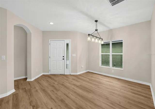 Photo 4 of Single family home for sale at 7876 Carriage Pointe Dr, Gibsonton, FL 33534 | MLS# TB8545692 | Listing updated on 2026-09-29