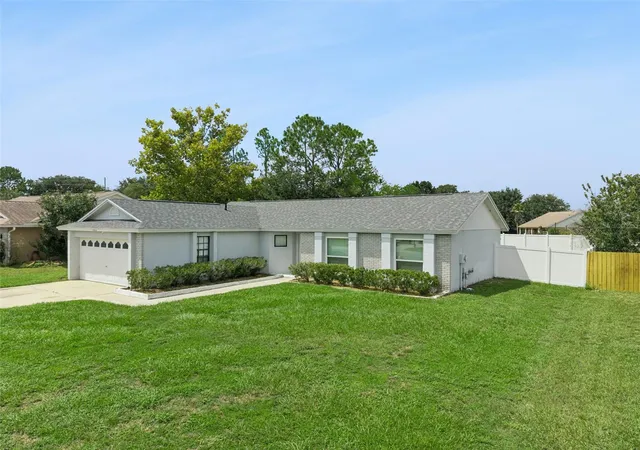 Photo 3 of Single family home for sale at 15512 Hidden Lake Cir, Clermont, FL 34711 | MLS# G5117402 | Listing updated on 2026-09-09