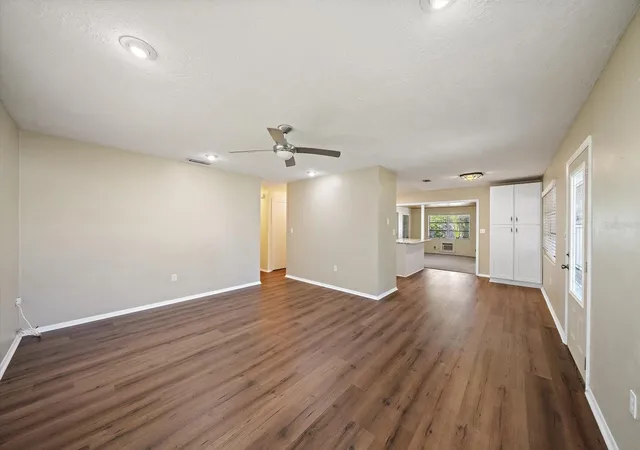 Photo 3 of Single family home for sale at 5507 Harbor Rd, Bradenton, FL 34209 | MLS# A4705140 | Listing updated on 2026-09-22