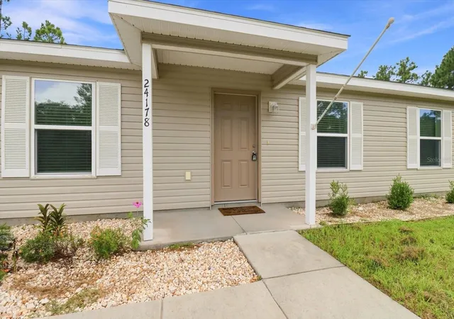 Photo 3 of Single family home for sale at 24178 Nw Luna Ave, Dunnellon, FL 34431 | MLS# OM731735 | Listing updated on 2026-09-09