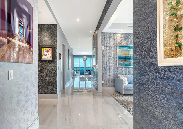 Photo 4 of Condo for sale at 401 Quay #805, Sarasota, FL 34236 | MLS# A4705159 | Listing updated on 2026-09-17