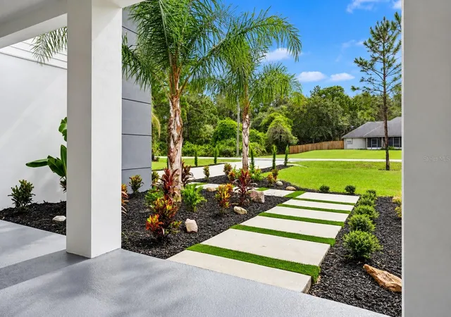 Photo 3 of Single family home for sale at 30610 Kumquat Ave, Eustis, FL 32736 | MLS# G5117414 | Listing updated on 2026-09-18