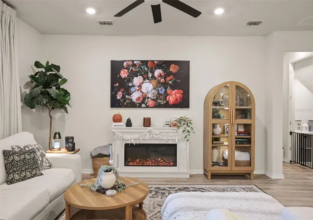 Photo 3 of Single family home for sale at 17351 Saw Palmetto Ave, Clermont, FL 34714 | MLS# O6439422 | Listing updated on 2026-10-17