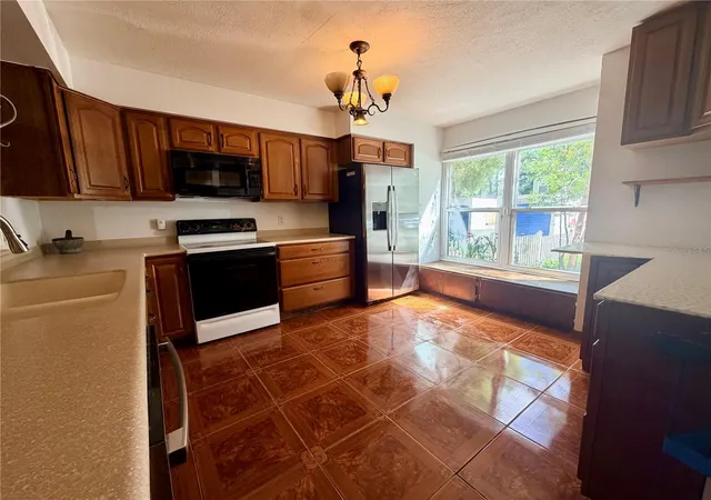 Photo 2 of Townhouse for sale at 284 Woodgreen Ln, Winter Springs, FL 32708 | MLS# O6439433 | Listing updated on 2026-09-09
