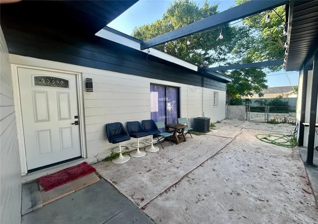 Photo 3 of Single family home for sale at 7615 Lavender Ln, Tampa, FL 33619 | MLS# TB8545933 | Listing updated on 2026-10-16