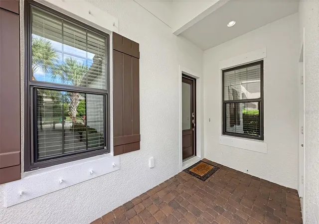 Photo 4 of House for sale at 6423 Positano Ct, Sarasota, FL 34243 | MLS# A4705208 | Listing updated on 2026-09-09