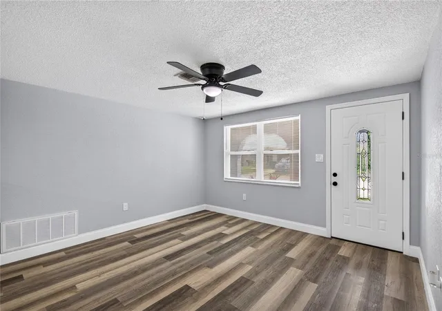 Photo 4 of Sale Pending at 7235 Robstown Dr, Port Richey, FL 34668 | MLS# W7889252 | Listing updated on 2026-09-09