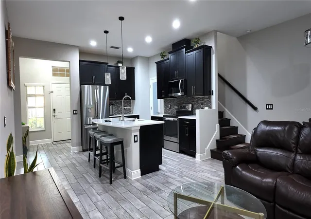 Photo 3 of Townhouse for sale at 7850 52nd Terrace E, Bradenton, FL 34203 | MLS# A4705276 | Listing updated on 2026-09-09