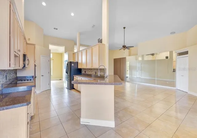Photo 2 of Single family home for sale at 407 Thunder Gulch Ct, Orlando, FL 32824 | MLS# O6439743 | Listing updated on 2026-09-11