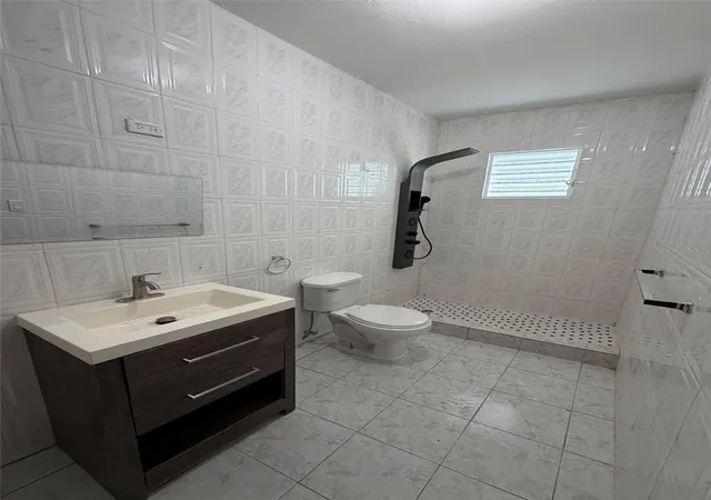 Photo 4 of Single family home for sale at Pr 438 San Antonio Camino Los Rivera, Quebradillas, PR 00678 | MLS# PR9124004 | Listing updated on 2026-09-08