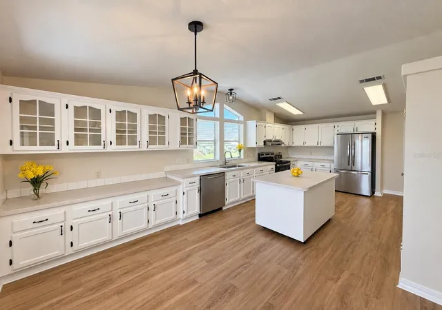 Photo 3 of Manufactured home for sale at 13181 Se 48 Terrace, Belleview, FL 34420 | MLS# GC543324 | Listing updated on 2026-09-11