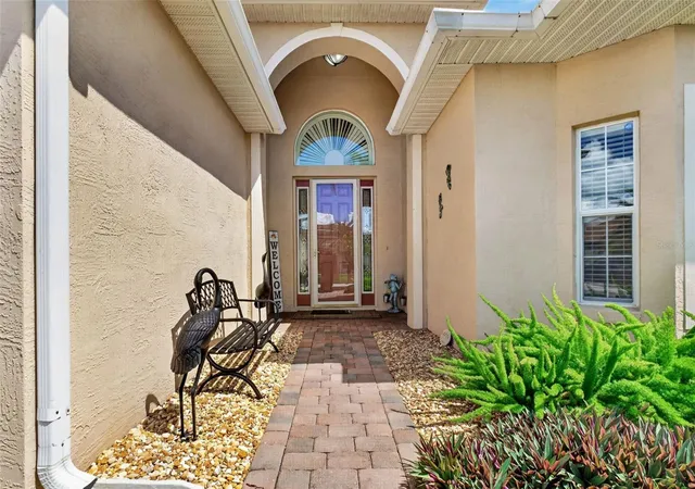 Photo 4 of Single family home for sale at 5325 Snead Dr, Winter Haven, FL 33884 | MLS# TB8546364 | Listing updated on 2026-10-06