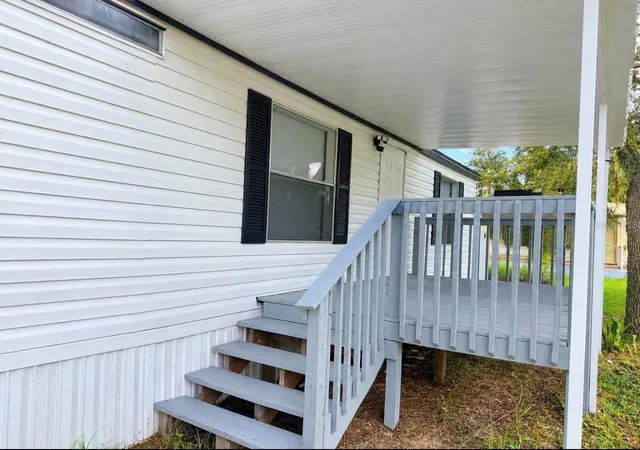 Photo 3 of Manufactured home for sale at 9713 Xenia St, New Port Richey, FL 34654 | MLS# TB8546384 | Listing updated on 2026-09-24