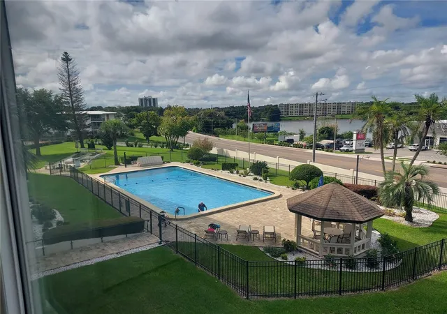 Photo 2 of Condo for sale at 1776 6th Street Nw #304, Winter Haven, FL 33881 | MLS# P4939801 | Listing updated on 2026-09-16