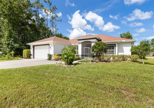 Photo 2 of Single family home for sale at 2 Edgemont Pl, Palm Coast, FL 32164 | MLS# FC321276 | Listing updated on 2026-10-03