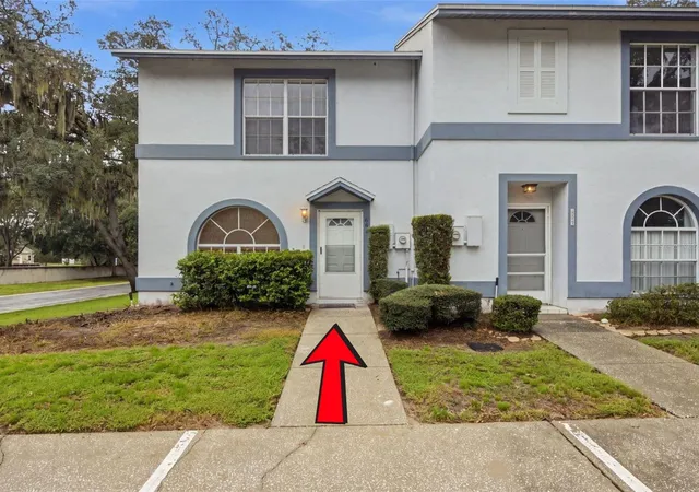 Townhouse for sale at 601 Bainbridge Dr, BRANDON, FL 33511 | MLS# TB8546442
