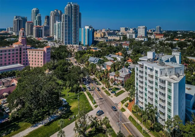 Photo 3 of Condo for sale at 700 Beach Dr Ne #308, Saint Petersburg, FL 33701 | MLS# TB8546466 | Listing updated on 2026-09-09