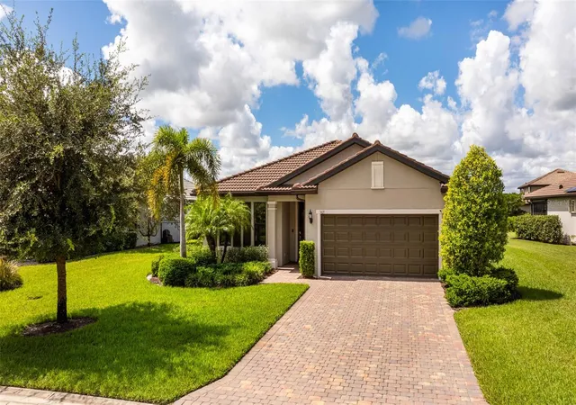 Photo 3 of Single family home for sale at 3421 Hampton Blvd, Alva, FL 33920 | MLS# A4705403 | Listing updated on 2026-09-09