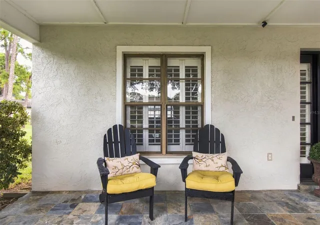 Photo 3 of Single family home for sale at 3063 Mockingbird Ct, Clearwater, FL 33762 | MLS# TB8546572 | Listing updated on 2026-09-19