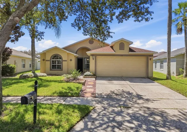 Photo 1 of Single family home for sale at 1118 Maidenmoor Rd, Winter Garden, FL 34787 | MLS# O6440167 | Listing updated on 2026-09-18