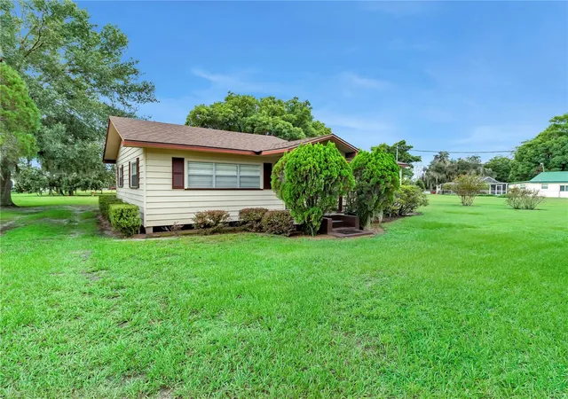 Photo 4 of Single family home for sale at 4310 Turner Rd, Mulberry, FL 33860 | MLS# L4964942 | Listing updated on 2026-09-26
