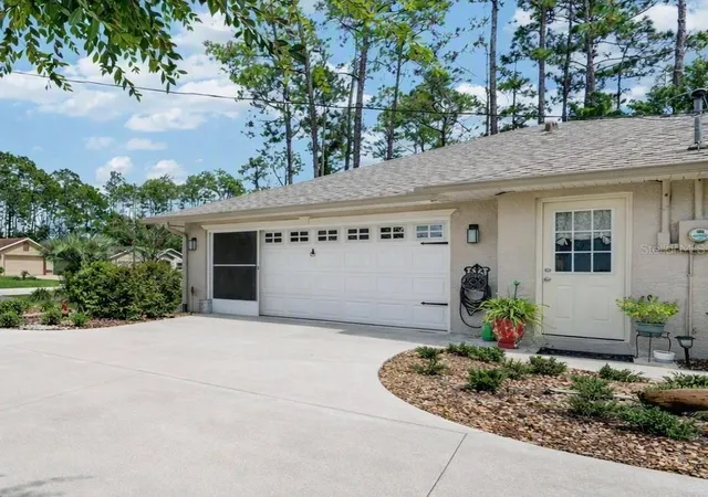 Photo 3 of Single family home for sale at 84 Ethan Allen Dr, Palm Coast, FL 32164 | MLS# FC321356 | Listing updated on 2026-10-03