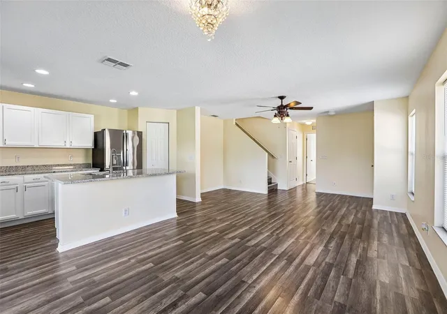 Photo 3 of Townhouse for sale at 2520 Colony Reed Ln, Clearwater, FL 33763 | MLS# TB8547388 | Listing updated on 2026-09-16