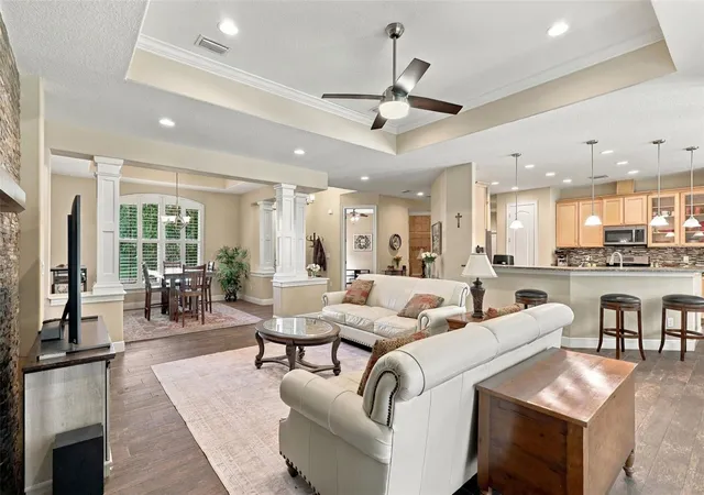 Photo 3 of Single family home for sale at 1806 Glenwood Oaks Ln, Deland, FL 32720 | MLS# V4951210 | Listing updated on 2026-09-25