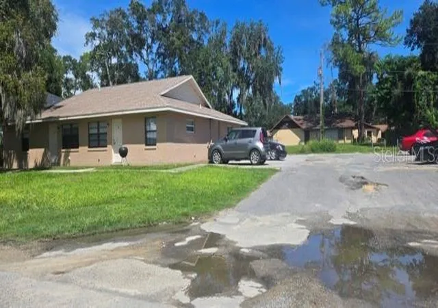 Photo 3 of House for sale at 51 NW 21st Place, Ocala, FL 34475 | MLS# OM732134 | Listing updated on 2026-09-21