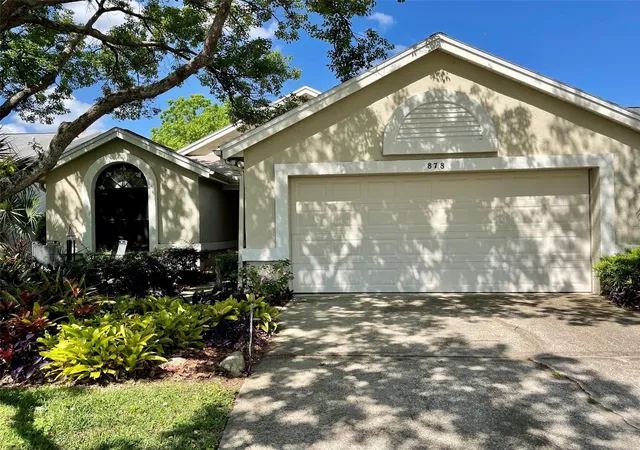 Photo 2 of Single family home for sale at 878 E Charing Cross Cir, Lake Mary, FL 32746 | MLS# O6441479 | Listing updated on 2026-09-16
