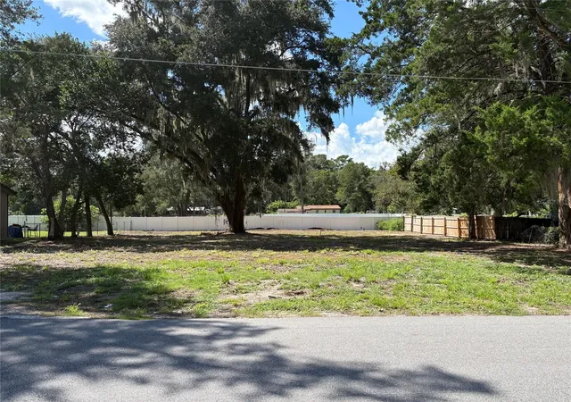 Land for sale at 2710 NE 15th Avenue, OCALA, FL 34470 | MLS# OM732200