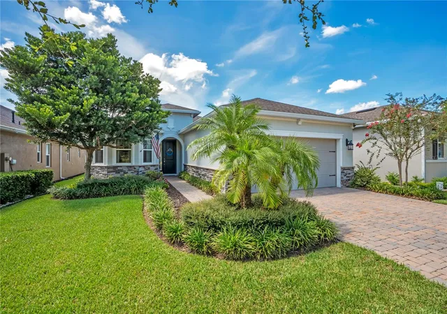 Photo 3 of Single family home for sale at 560 Adenmore Ter, Deland, FL 32724 | MLS# V4951267 | Listing updated on 2026-10-06