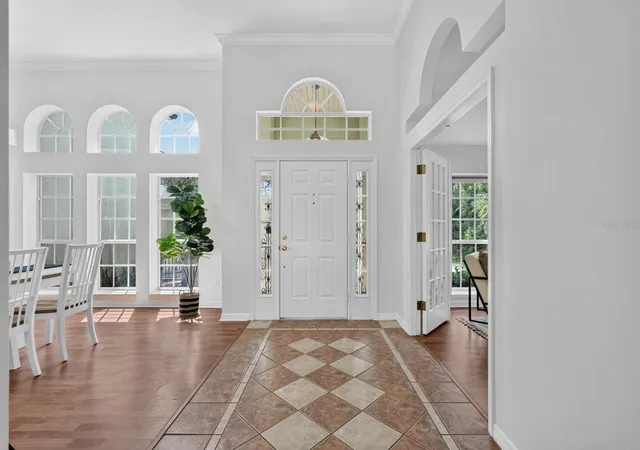 Photo 4 of Single family home for sale at 500 Lake Winnemissett Dr, Deland, FL 32724 | MLS# V4951269 | Listing updated on 2026-09-25