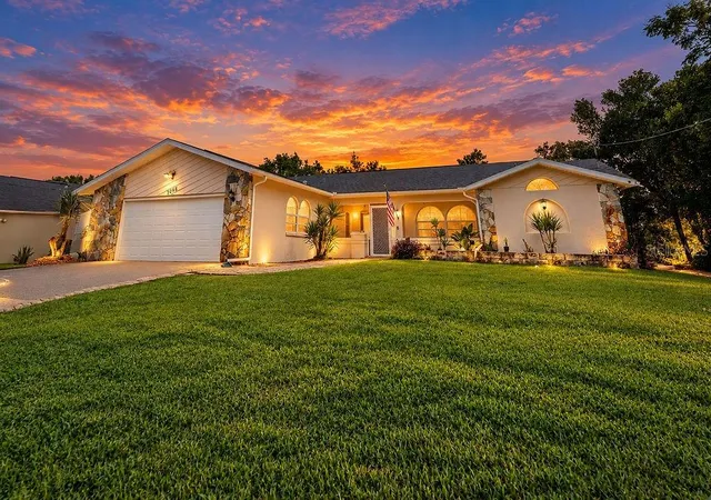 Photo 3 of Single family home for sale at 2066 Gold Rd, Spring Hill, FL 34609 | MLS# W7889504 | Listing updated on 2026-09-29