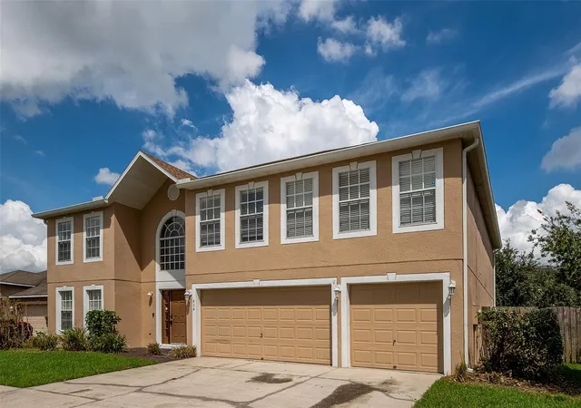 Photo 2 of Single family home for sale at 464 Fish Hawk Dr, Winter Haven, FL 33884 | MLS# O6441688 | Listing updated on 2026-09-18