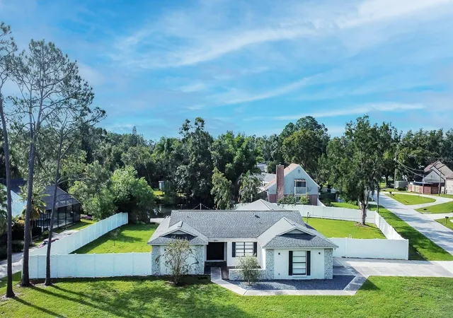 Photo 3 of Single family home for sale at 18916 Geraci Rd, Lutz, FL 33548 | MLS# TB8548676 | Listing updated on 2026-09-21