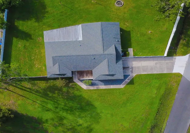 Photo 4 of Single family home for sale at 18916 Geraci Rd, Lutz, FL 33548 | MLS# TB8548676 | Listing updated on 2026-09-21