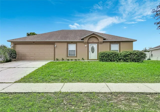 Photo 3 of Sale Pending at 12536 Corrine Ave, Spring Hill, FL 34609 | MLS# W7889542 | Listing updated on 2026-10-08