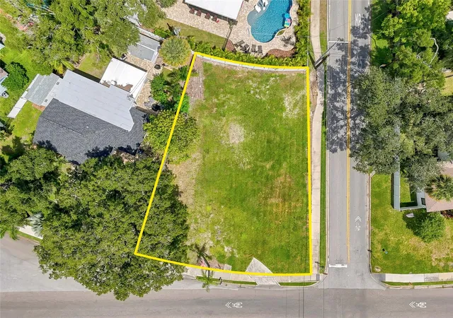 Photo 1 of Land for sale at 3622 W Tampa Cir, Tampa, FL 33629 | MLS# TB8548798 | Listing updated on 2026-09-17