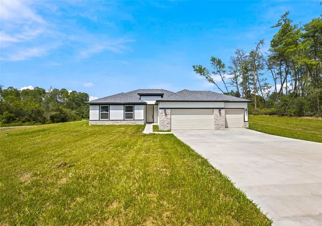 Photo 3 of Single family home for sale at 4347 Sw 112th Lane, Ocala, FL 34476 | MLS# OM732325 | Listing updated on 2026-09-16