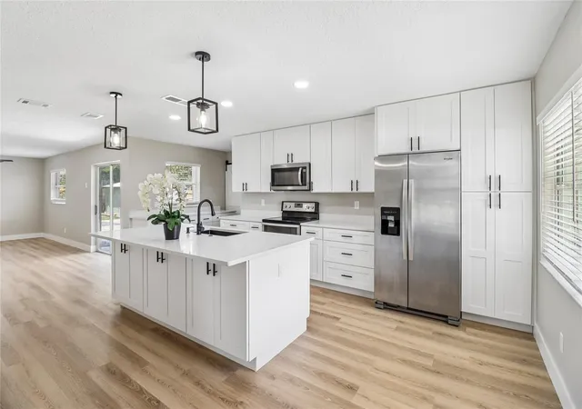 Photo 2 of Single family home for sale at 210 Melissa Ct, Sanford, FL 32773 | MLS# O6442098 | Listing updated on 2026-09-29
