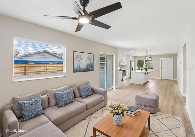 Photo 3 of Single family home for sale at 210 Melissa Ct, Sanford, FL 32773 | MLS# O6442098 | Listing updated on 2026-09-29